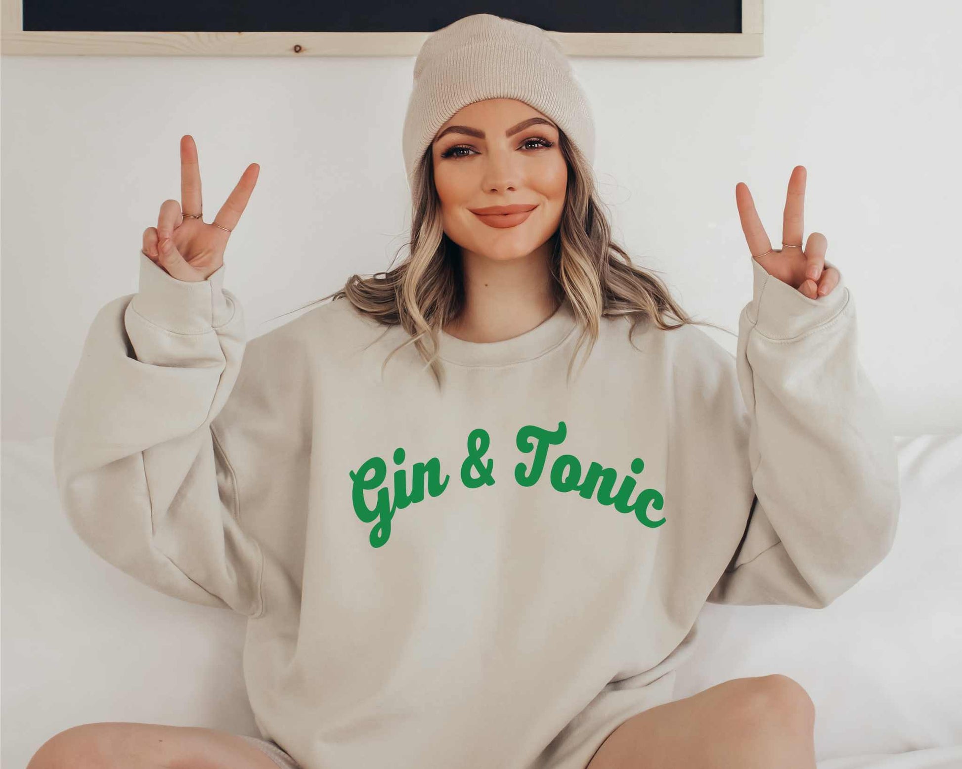 Gin & Tonic Sweatshirt in Sand